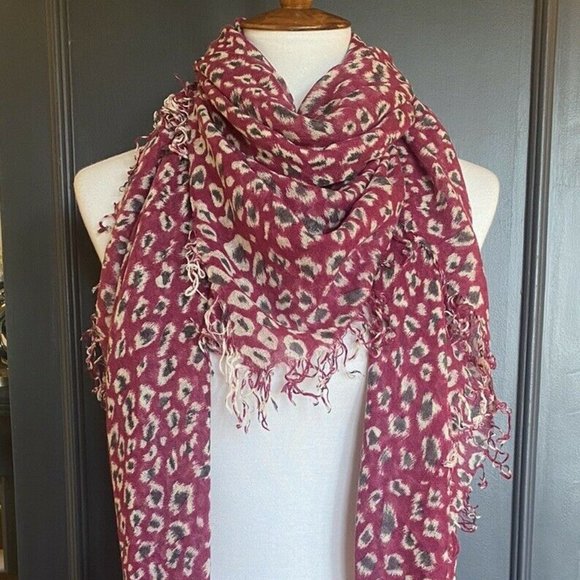 New Authentic Chan Luu Leopard Cheetah Print Cashmere Silk Scarf  Color:… - Picture 8 of 8